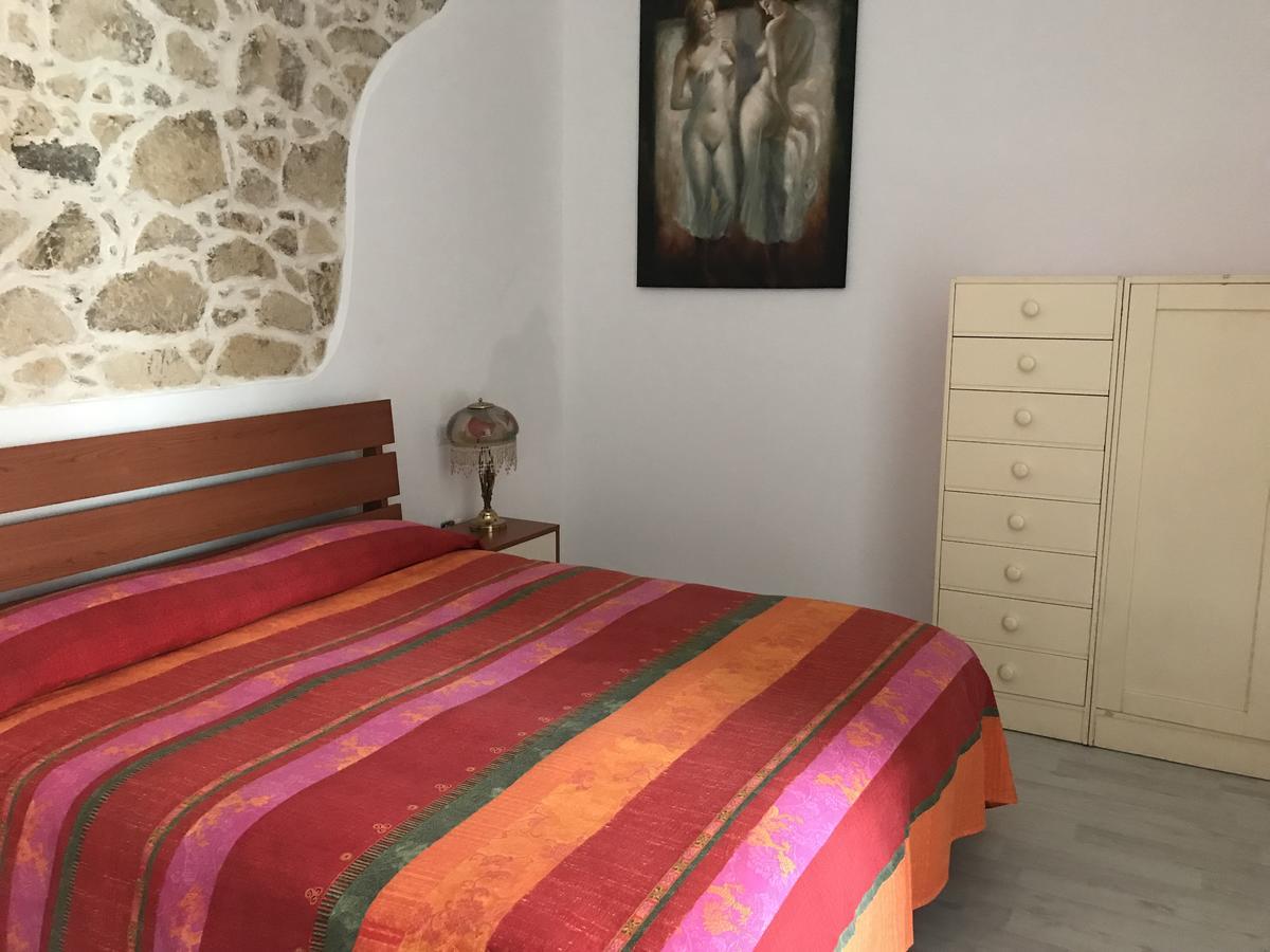 B&B Tredomus Tresnuraghes Kültér fotó